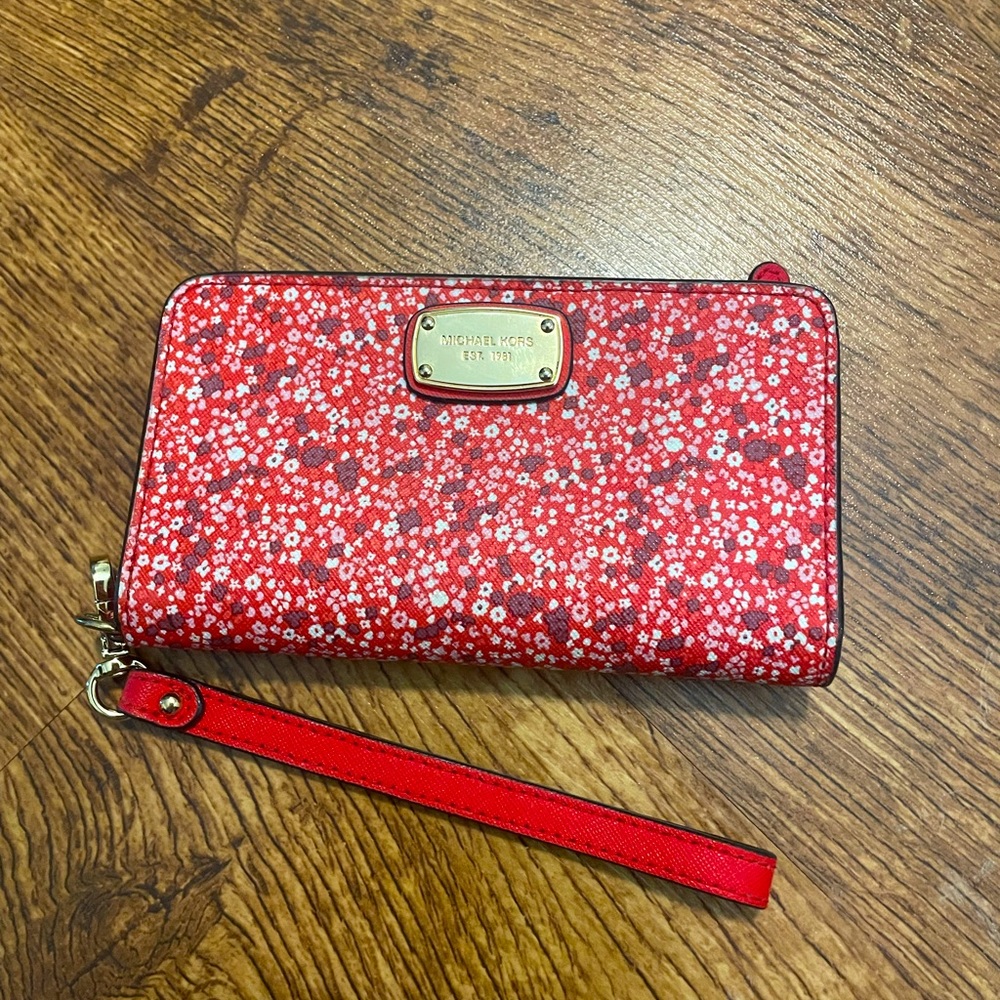 Michael Kors Wristlet Wallet